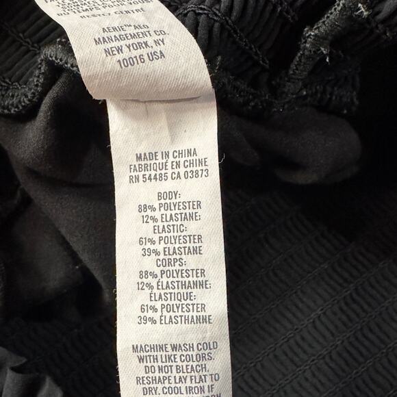 Offline by Aerie Medium Flowy Running Shorts Pull-On Smocked Waist Hi-Rise Lined - Picture 9 of 9